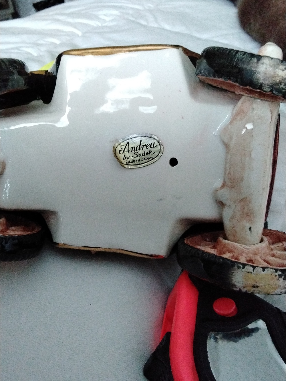 Ceramic Ford Model T. - Picture 6 of 6